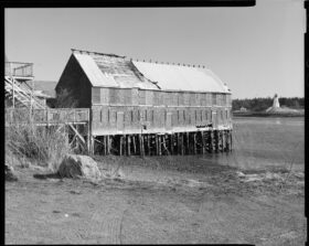 McCurdy Smokehouse HABS/HAER photography