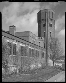 HABS/HAER photograph of Amsterdam Armory